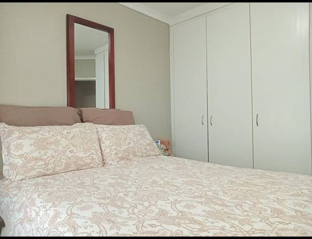 2 BEDROOM HOUSE FOR SALE IN GREENHILLS EXT 3